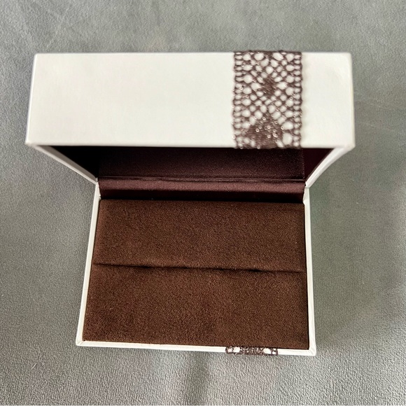 MARIE ET MARIE Jewerly Box 4.10x3x2 inches - Picture 3 of 6